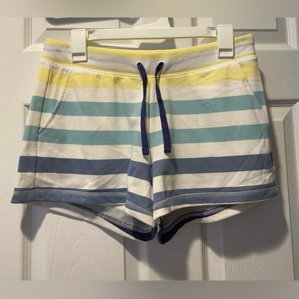 Women’s Old Navy Set - Picture 3 of 4